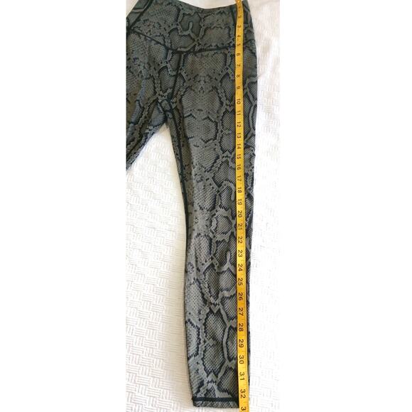 Varley, let's Go Super High Legging‎ in Olive Snake XS - Picture 3 of 7